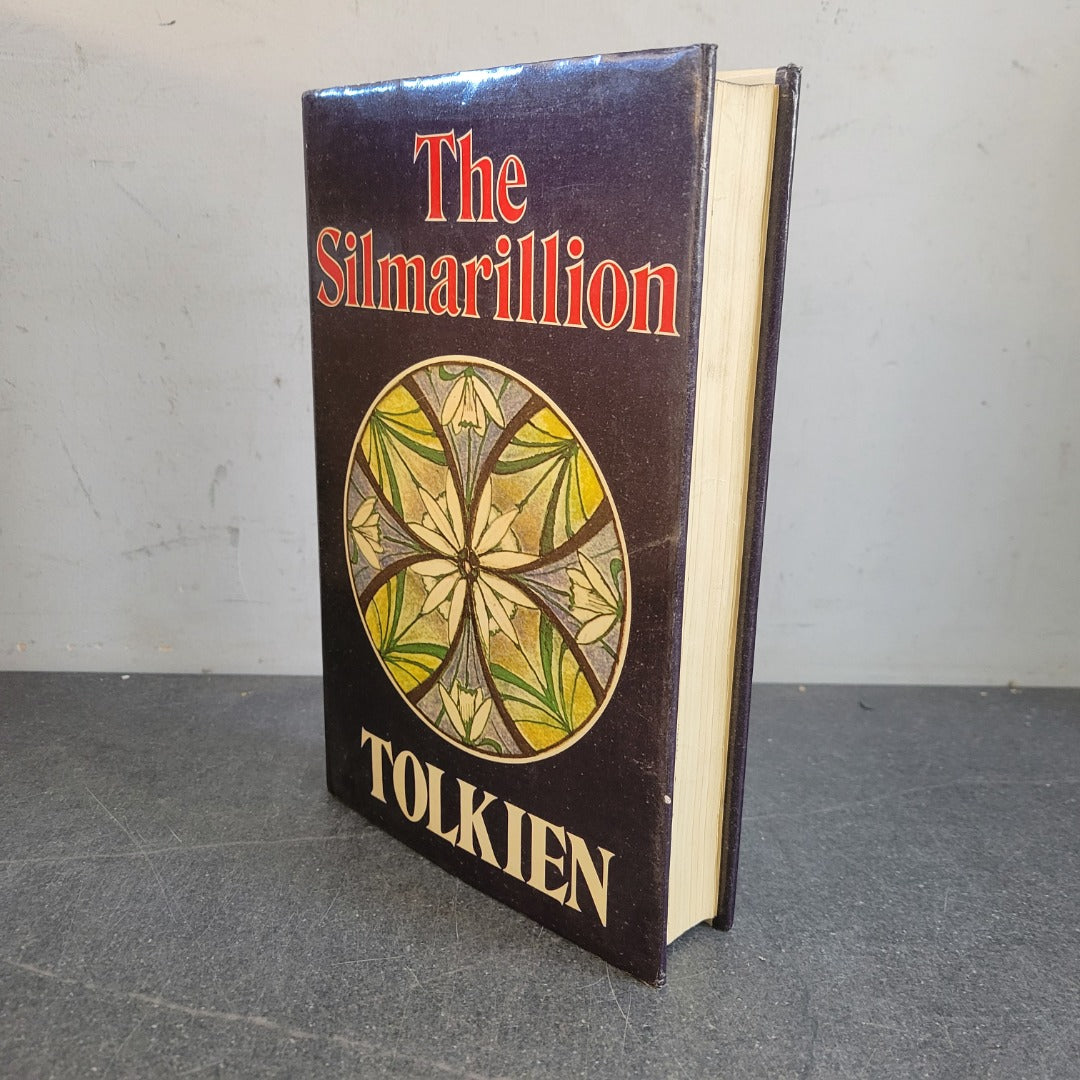 The Silmarillion J.R.R. Tolkien Fifth 1977 Allen & Unwin Hardcover Vintage