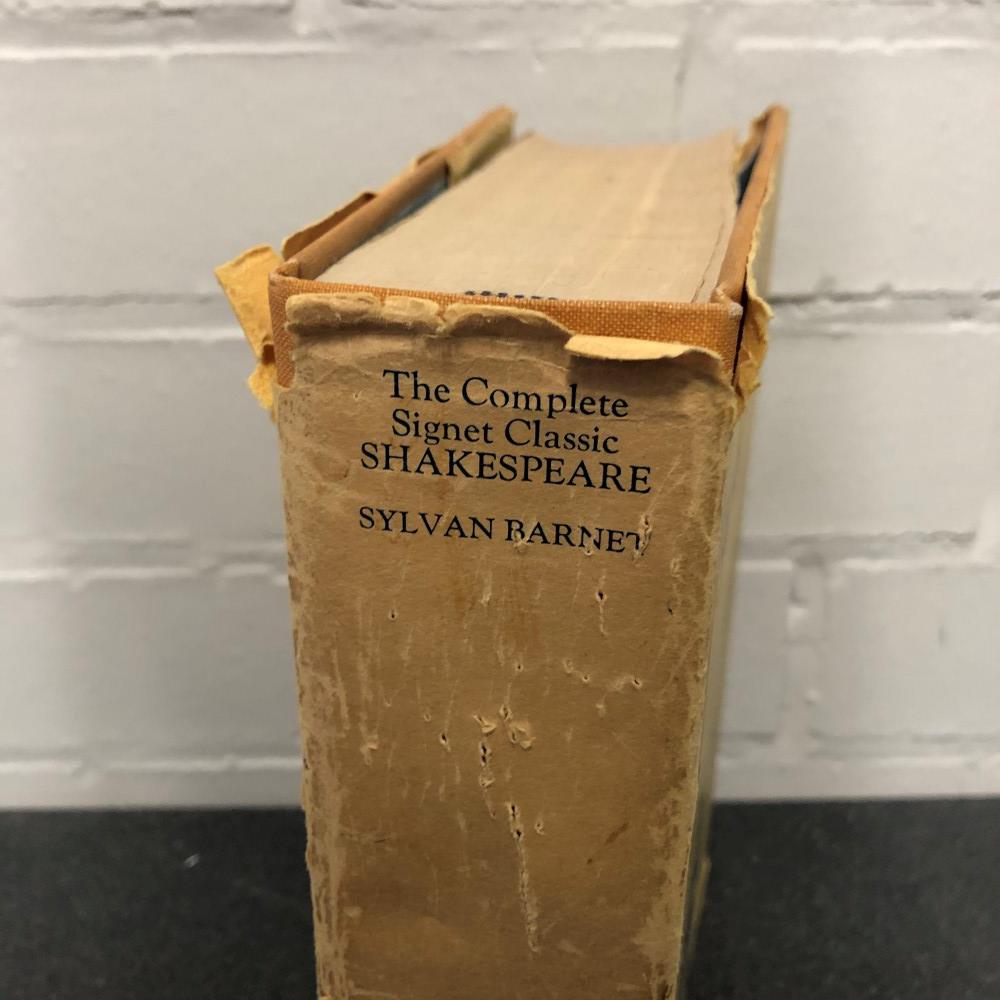 THE COMPLETE SIGNET CLASSIC SHAKESPEARE HARDCOVER BOOK OF THEATRE PLAY SCRIPTS