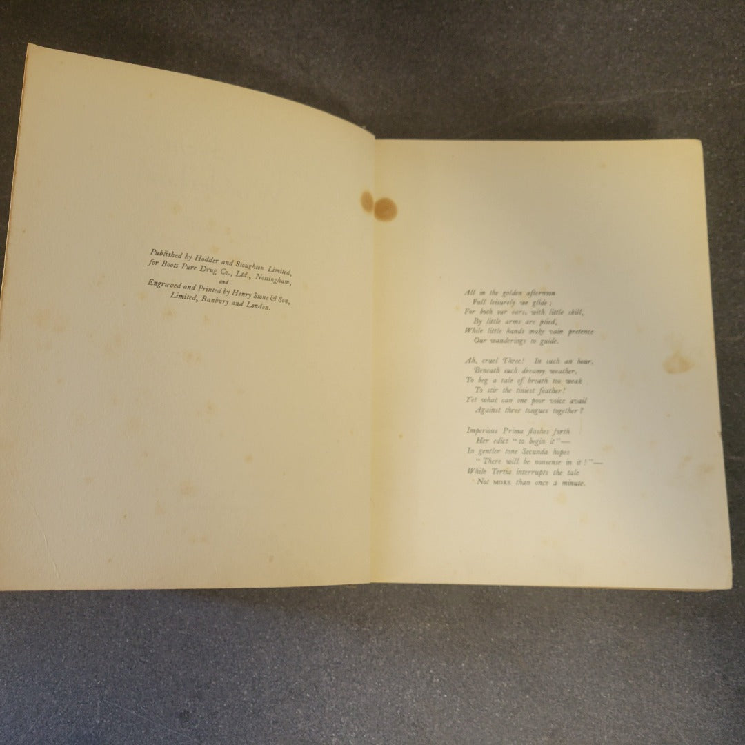ALICE IN WONDERLAND c1922 Lewis Carroll Boots Chemist Vintage Hardback
